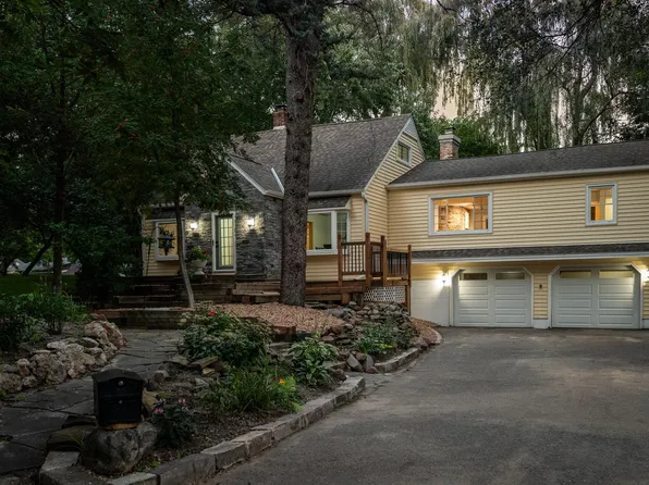 3304 Florida Ave N, Crystal, MN 55427