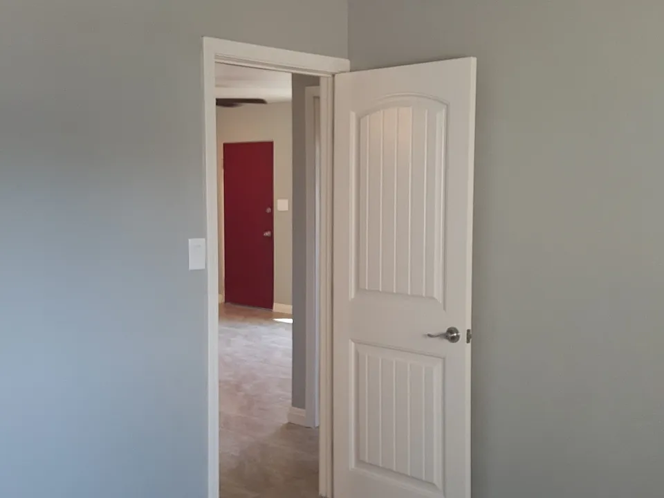 4255 Altadena Ave