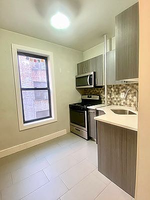 1st image of 270 Parkside Ave APT C2e