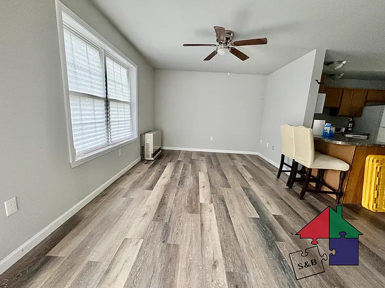 63 Southerberry Dr #102 — Photo 8