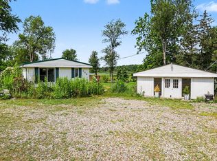 138 S Snow Prairie Rd, Coldwater, MI 49036