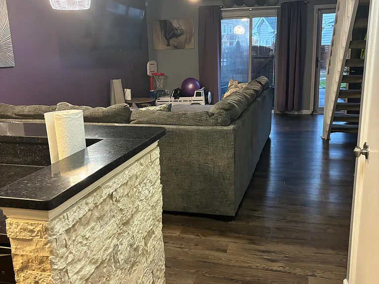 405 Camberley Way #D — Photo 1