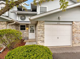 852 N Tamarac Blvd, Addison, IL 60101