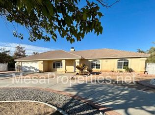 15366 Palm St, Hesperia, CA 92345