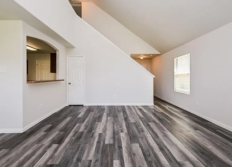 10939 Myrtle Oak St — Photo 6