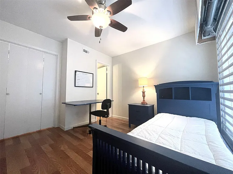 2207 Leon St #309 — Photo 5