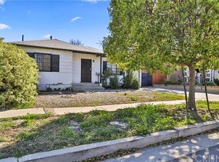 17330 Califa St, Encino, CA 91316