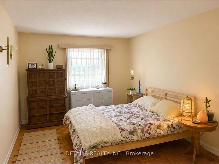 158 McArthur Ave #1105 — Photo 7