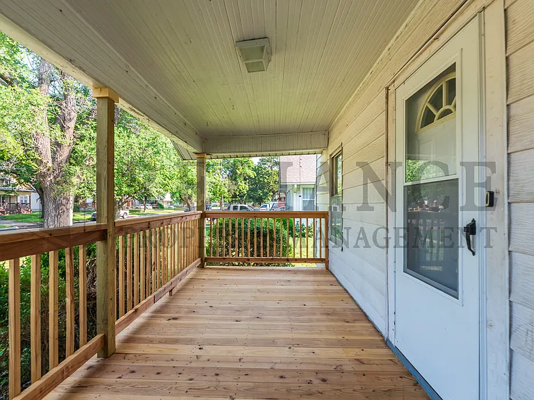 232 S Sedgwick St — Photo 3