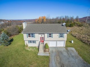 166 Mountain Rd, Hardyston, NJ 07419