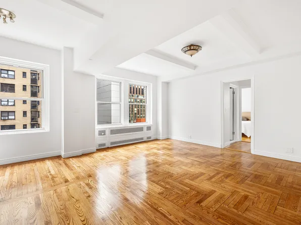 433 West 34th Street image 1 of 17