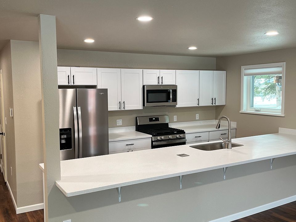1st image of 77 Pepperdine Dr #A