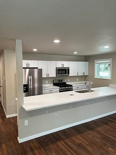 77 Pepperdine Dr #A Photo 1 77 Pepperdine Dr #A Photo 1