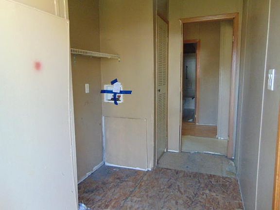 4th image of 110 2nd Ave
