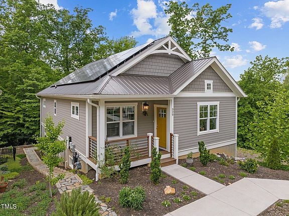 2nd image of 329 Fiori Hill Dr N