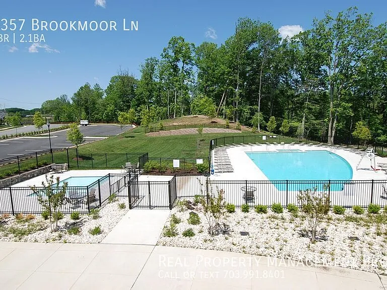 2357 Brookmoor Ln — Photo 23