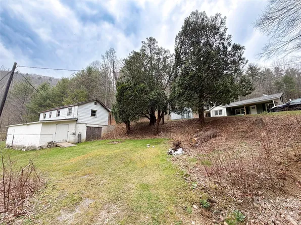 658 Upper Hanging Rock Rd, Spruce Pine, NC 28777