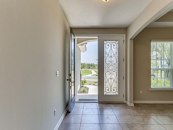 3rd image of 1481 Autumn Pines Dr