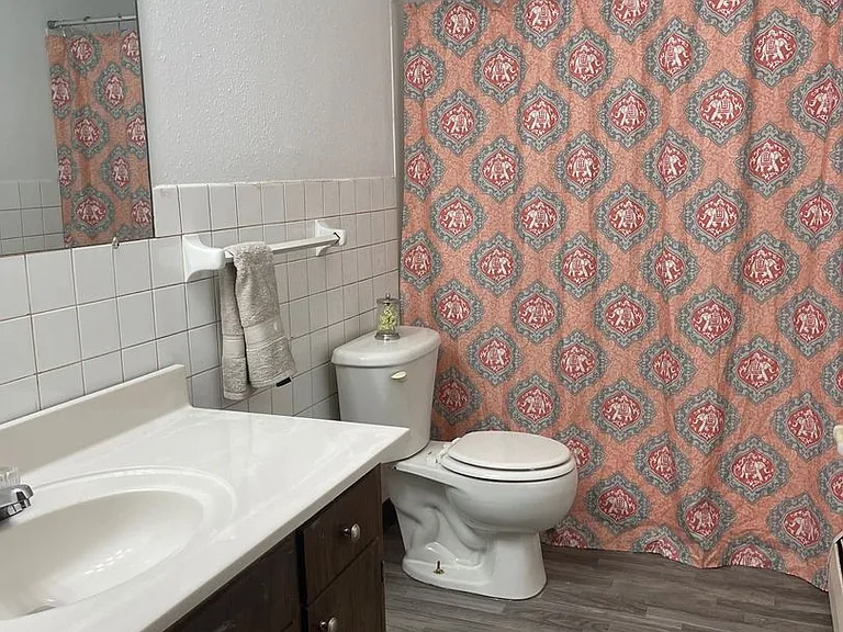 904 Thomas Ave NE — Photo 6