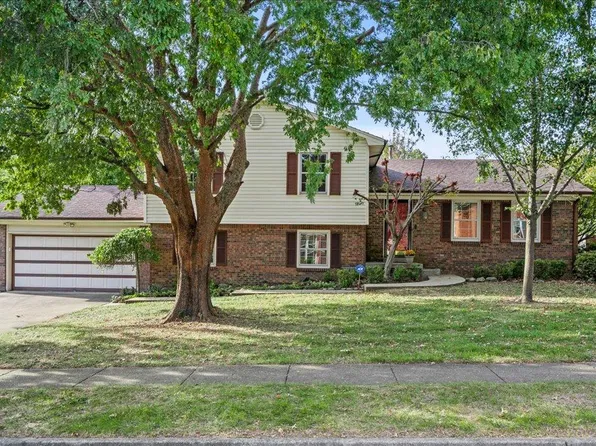 3213 Yellowstone Pkwy, Lexington, KY 40517