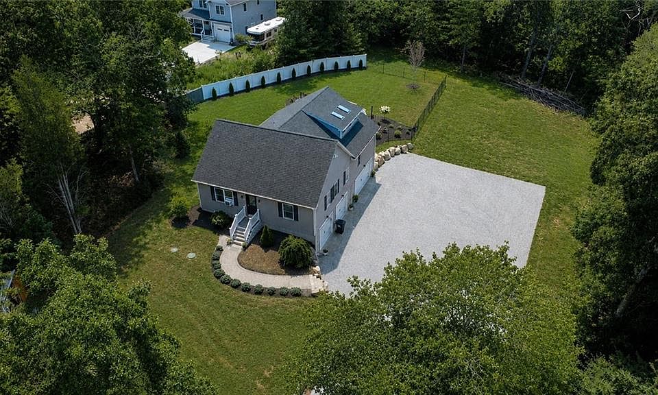 1st image of 95 Buttonwoods Rd