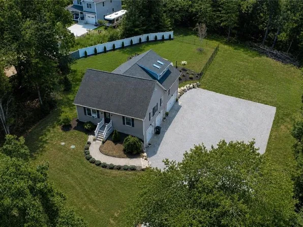 95 Buttonwoods Rd, Richmond, RI 02898