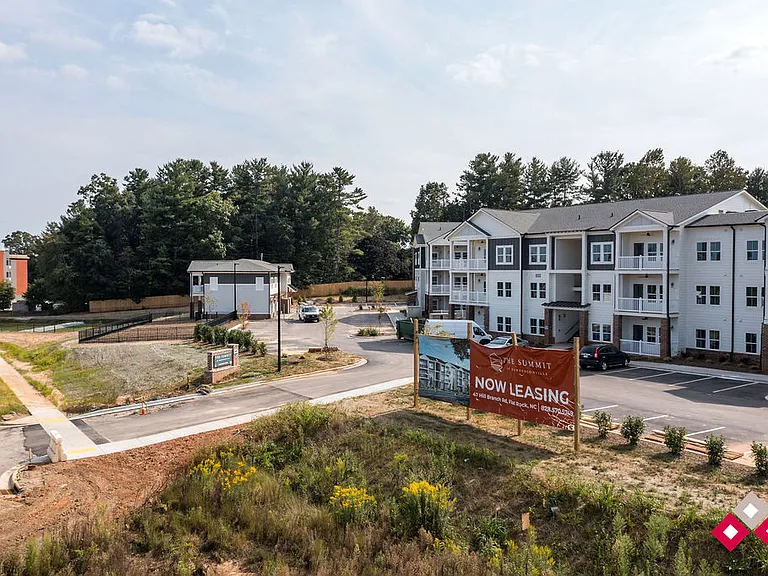 The Summit Hendersonville — Photo 36