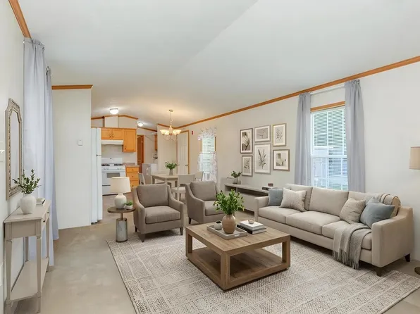 9 Chancellor Drive, Concord, NH 03303