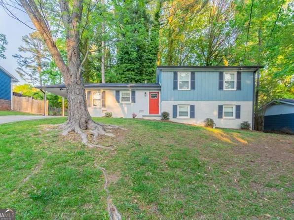 2046 Copperfield Cir, Decatur, GA 30035