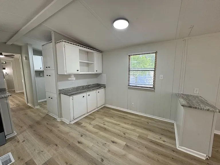 5735 Zelma Blvd #1-4 — Photo 11