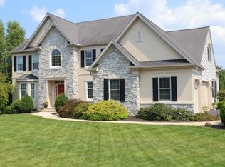 1151 Persimmon Dr, Lancaster, PA 17601