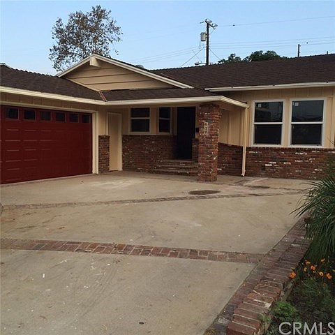 1st image of 637 W 168th Pl