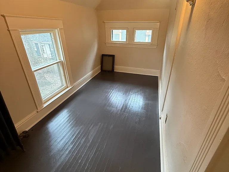 344 College Ave SE — Photo 15
