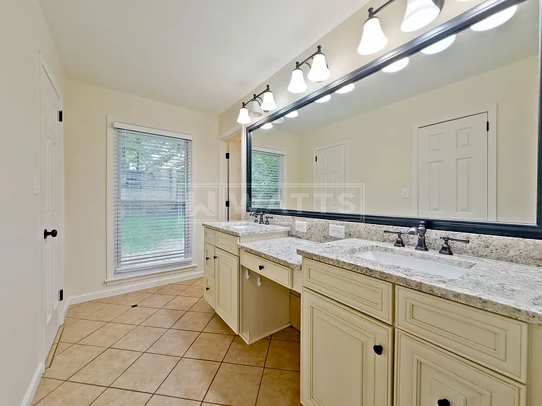 4854 Pinedale Way — Photo 24