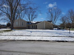 10009 Settlement House Rd, Dayton, OH 45458
