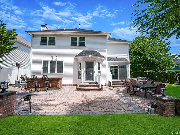 101 Raspberry Ct — Photo 4