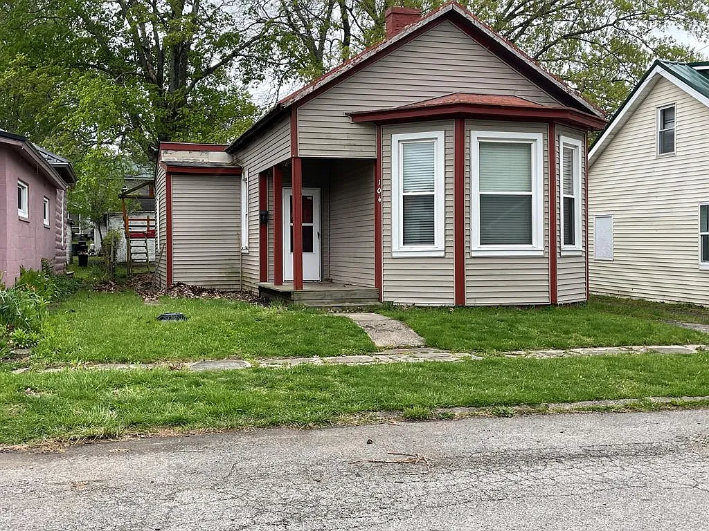 104 1st Ave photo 1