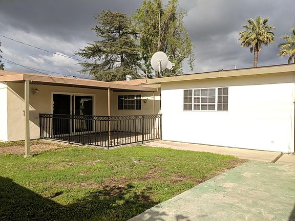 3rd image of 1833 Los Padres Dr