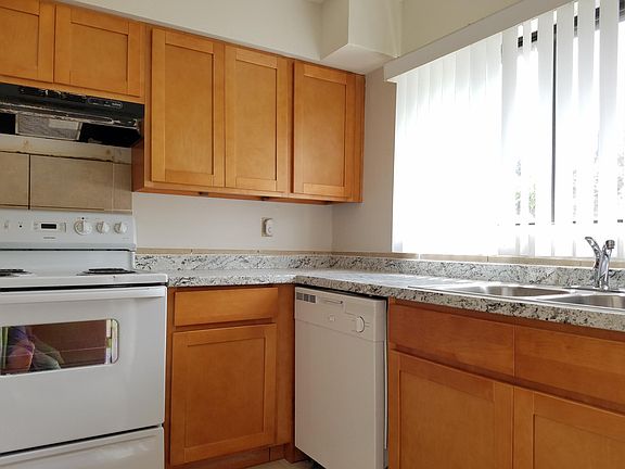 3rd image of 12035 Socrates Dr