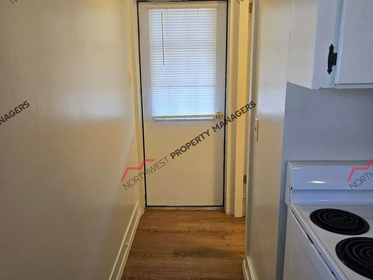 409-411 S Silver St #15 — Photo 10
