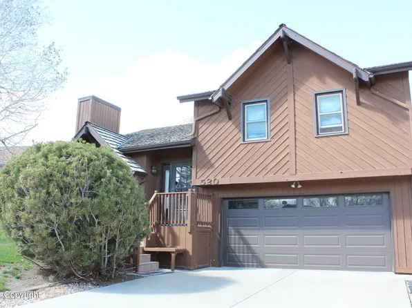 520 Wilderness Dr, Gillette, WY 82718
