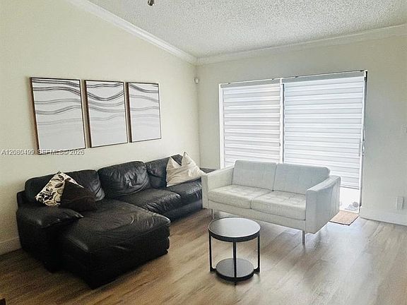 5th image of 7342 NW 38th Pl