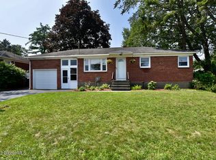 1 Roe Ave, Albany, NY 12205