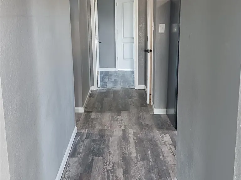 829 E Baltimore Ave — Photo 7