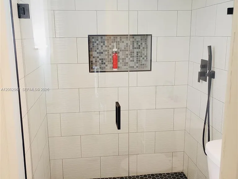 1350 NE 119th St #135021 — Photo 3