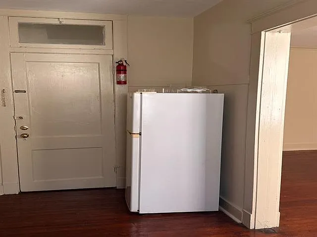 1507 Napoleon Ave #203 — Photo 4