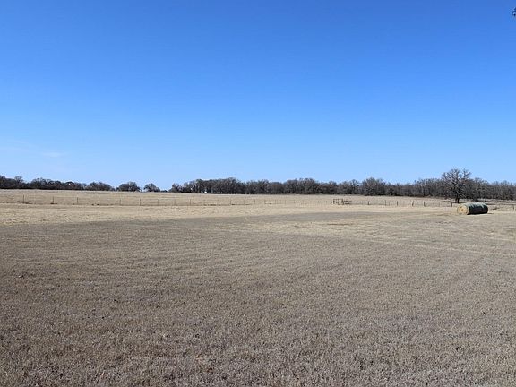 3rd image of 2553 Brixey Rd