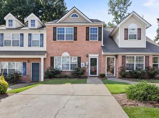 94 Chastain Cir, Newnan, GA 30263