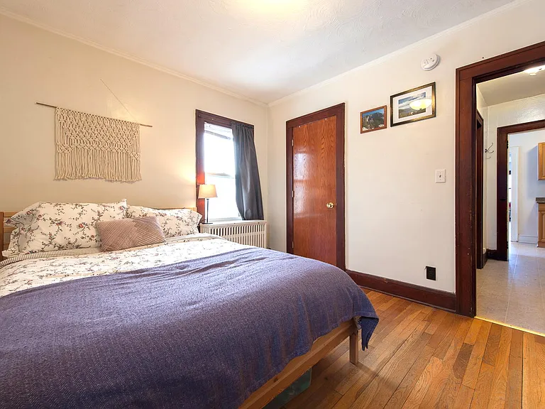 2408 Plymouth Ave N #3 — Photo 8