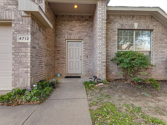 2nd image of 4712 Palm Ridge Dr